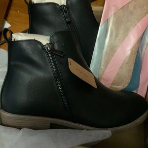 New vepose boots